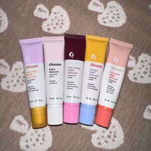 Glossier bomb dot com